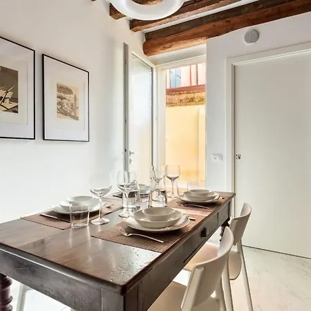 Dimora San Lorenzo Luxury Apartment *