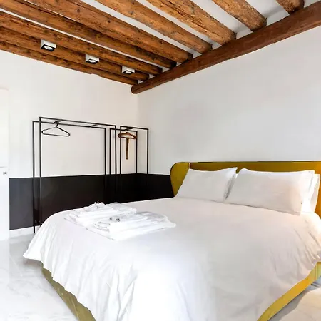Dimora San Lorenzo Luxury Apartment *