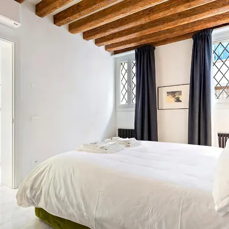 Dimora San Lorenzo Luxury Apartamento *