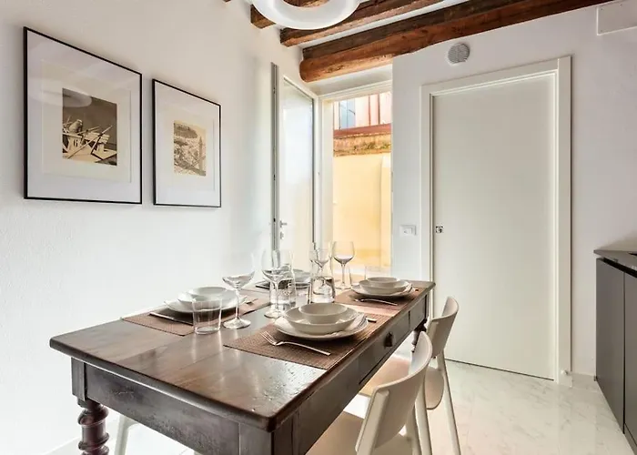 Dimora San Lorenzo Luxury Apartman *